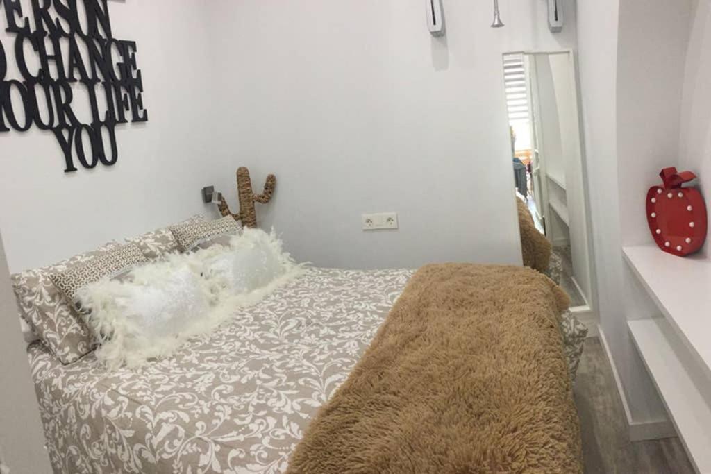Apartamento De Diseno Centrico A 5 Min De Playa Alicante Kültér fotó