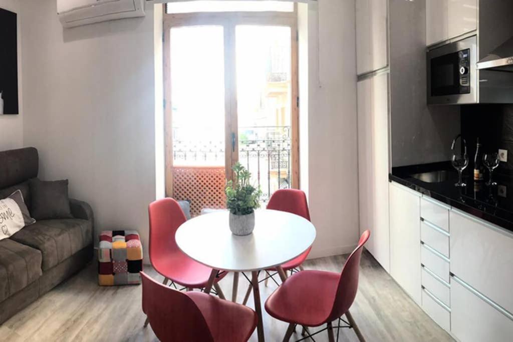 Apartamento De Diseno Centrico A 5 Min De Playa Alicante Kültér fotó